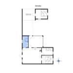Plan eines Annek mit drei Schlafzimmern, Küche und überdachter Terrasse.