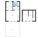 Zwei Zimmer, Küche, Bad und Wohnfläche mit Treppe.