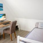 3. Schlafzimmer mit Ausziehbett und Balkon