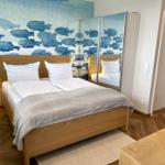 Wohn- und Schlafzimmer