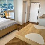 Wohn- und Schlafzimmer