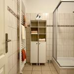 Badezimmer mit Dusche...