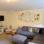 Wohn-/Essbereich mit offener Küche