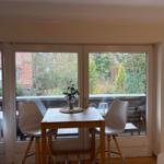 Wohn-/Essbereich mit offener Küche