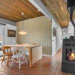 Kitchen/family room