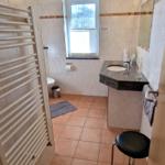 Bad mit Dusche / WC...
