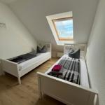 Schlafzimmer 1 mit 2 Einzelbetten...
