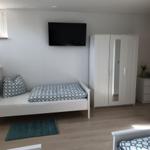 Schlafzimmer 1 mit 3 Einzelbetten...