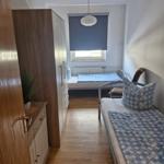 Schlafzimmer 1 mit 2 Einzelbetten...