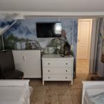 Schlafzimmer 6 mit 2 Einzelbetten...