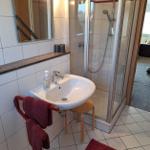 Bad mit Dusche / WC...