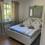 Schlafzimmer mit Doppelbett 140 x 200 cm