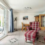 Wohnzimmer mit Südbalkon...