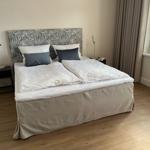 Schlafzimmer der Ferienwohnung Seehof201 auf Usedom mit Doppelbett