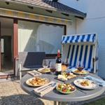 Terrasse mit Strandkorb...