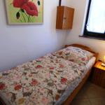 Schlafzimmer mit einem Bett