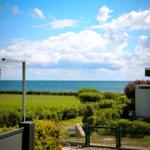 Südblick von der Terrasse und dem großen Schlafzimmer auf die Ostsee