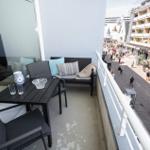 Balkon mit Blick auf die Friedrichstraße