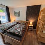 Schlafzimmer (3)