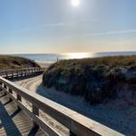der nächstgelegene Strandaufgang (Nordseeklinik, Hunde erlaubt)
