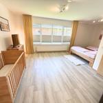 Zweites Schlafzimmer mit zwei Einzelbetten