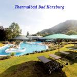 Thermalbad mit Innen - und Außenbecken und noch viel mehr.....