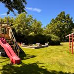 AHOI Ihr Piraten, bereit für Abenteuer? Störtebeker lädt euch ein, auf seinem Klettergerüst auf Kaperfahrt zu gehen und Seeräuber zu werden.