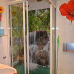 Dusche mit WC und WB