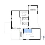 Apartment with three bedrooms, covered terrace, and carport.