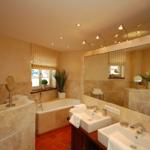 Badezimmer EG