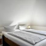Schlafzimmer mit Doppelbett