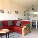 Wohnzimmer mit Schlafsofa