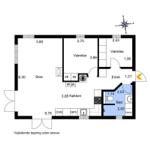 Wohnung mit Küche, Bad, zwei Schlafzimmern und Eingangsbereich. Grundriss mit Maßen.