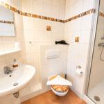 erstes Badezimmer