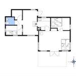 Dieses Apartment hat zwei Schlafzimmer, eine Küche, ein Bad und einen Wohnbereich mit Fenster.
