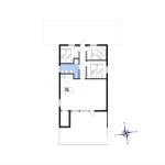 Wohnung mit drei Schlafzimmern, Küche und Bad. Raumplan mit Kompass.