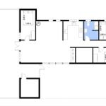 Einfamilienhaus mit Küche, Bad und drei Schlafzimmern.