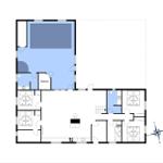 Dieses Haus hat eine Sauna, Küche und mehrere Schlafzimmer mit Betten.