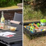 Außenbereich mit Tisch, Getränken und Spielzeugkiste im Sandkasten.