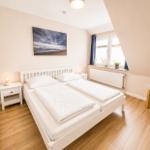 Schlafzimmer 2...