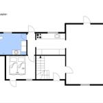 Stueplan zeigt Schlafzimmer, Küche und Treppenhaus mit Orientierung.