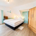 Elternschlafzimmer mit Wasserbett ...