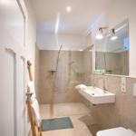 Badezimmer 2 mit Dusche...