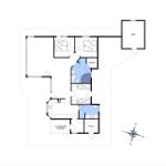 Die Wohnung hat zwei Schlafzimmer, eine Sauna, eine überdachte Terrasse und einen Schuppen.