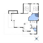 Wohnung mit drei Schlafzimmern, Küche und Bad. Skur/Schuppen vorhanden.