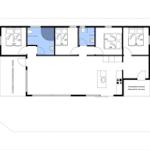 Wohnung mit drei Schlafzimmern, Küche und überdachter Terrasse.
