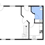 Stueplan zeigt Wohnbereich, Küche, Bad und Treppenhaus mit Richtungsanzeiger.