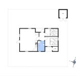 Wohnung mit Küche, Bad, drei Schlafzimmern und zwei Außenbereichen.