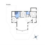 Floor plan shows living, sleeping areas, bathroom, and kitchen.