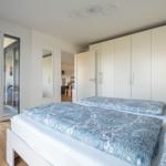 Schlafzimmer 1...